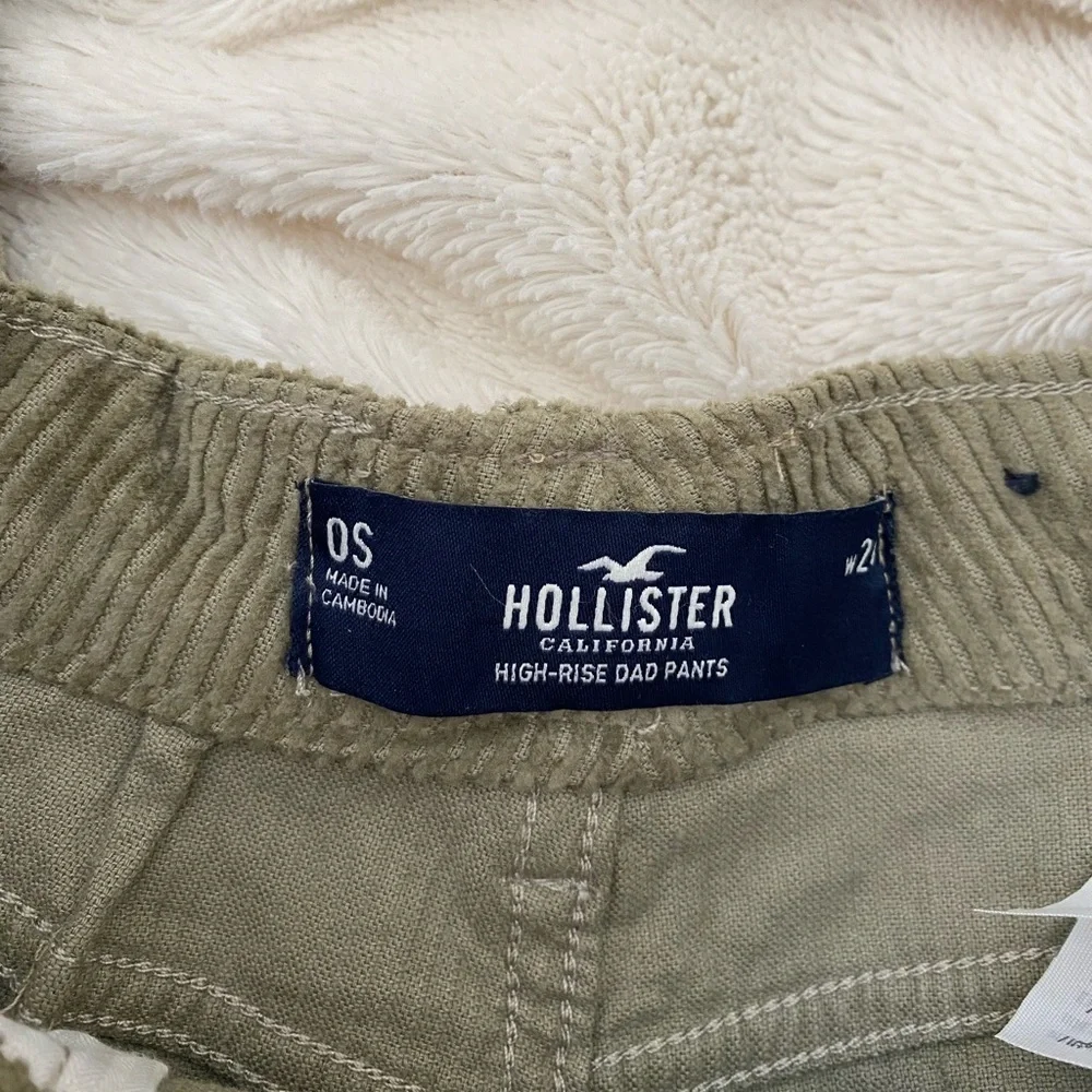 NWT Hollister high-rise dad pants corduroy sage green jeans